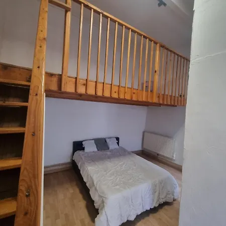 Dans Maison De Village 2 Lits Doubles Givors